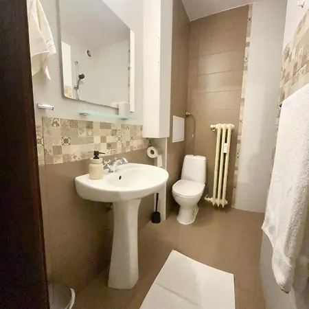 Apartment Center Maria